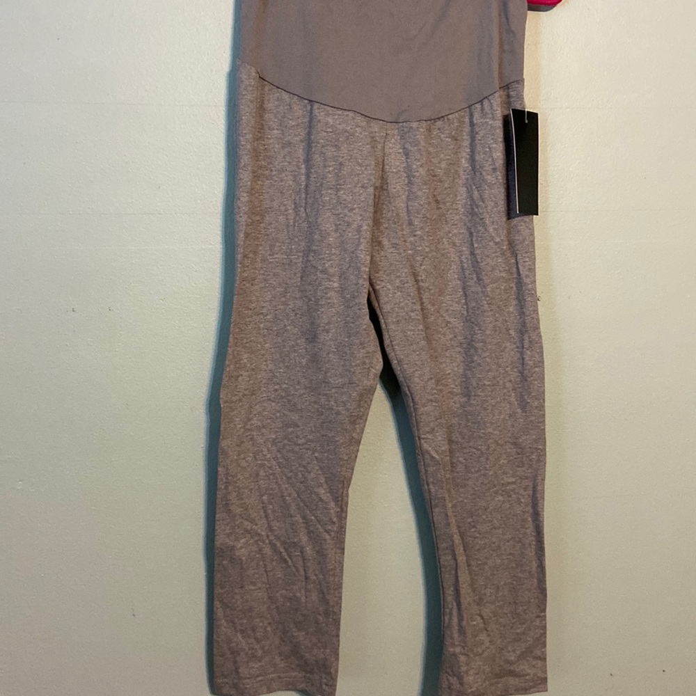 Gray maternity leggings